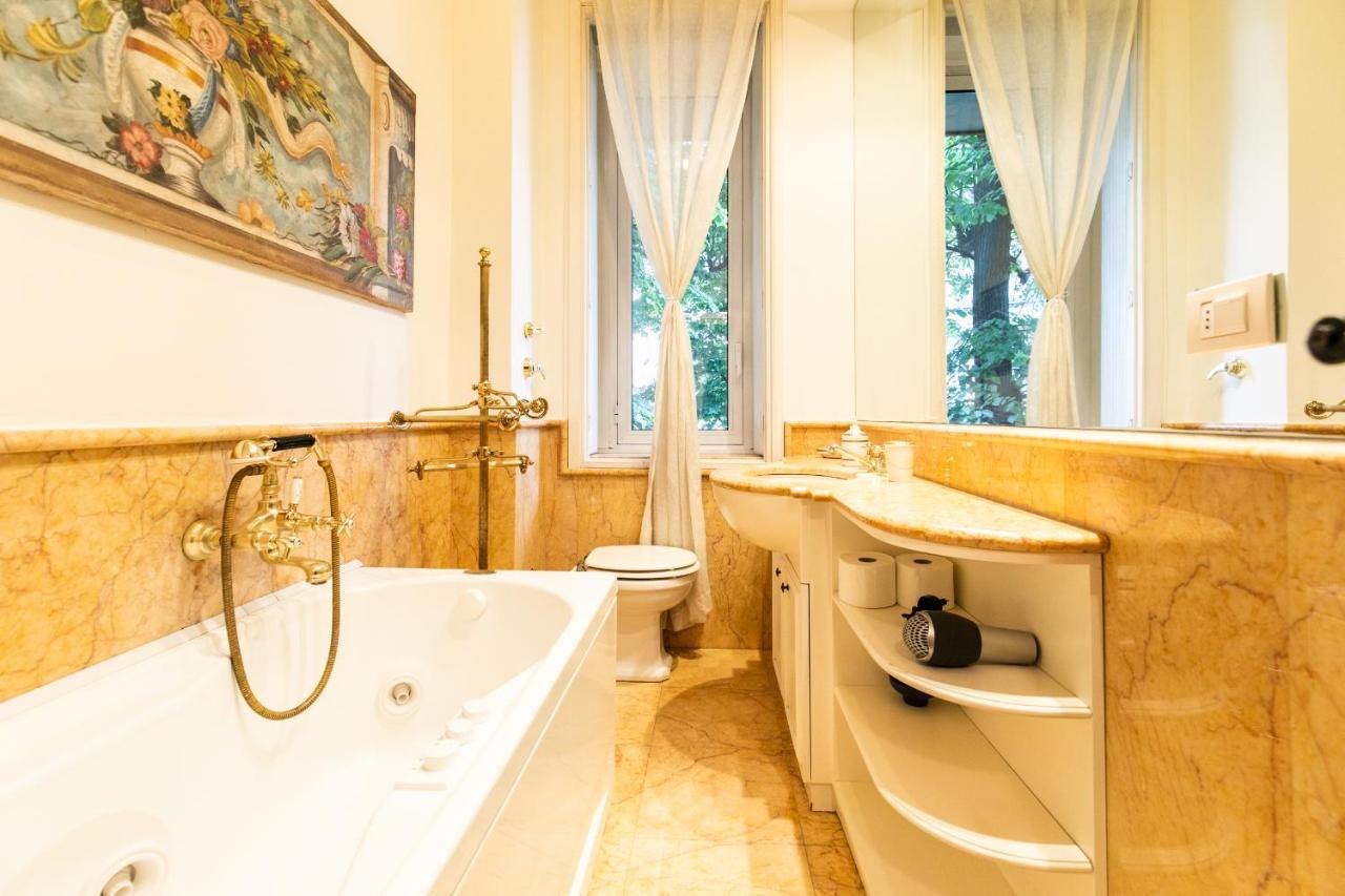 Klimt - Jacuzzi 5 Star - Luxury Design Apartment Mediolan Zewnętrze zdjęcie
